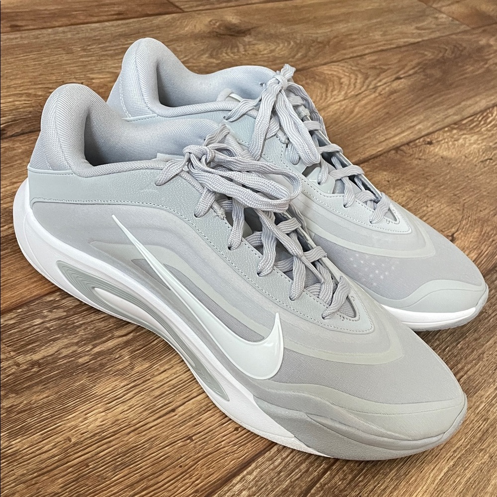 Nike A'one Basketball Shoe Woman Size 13